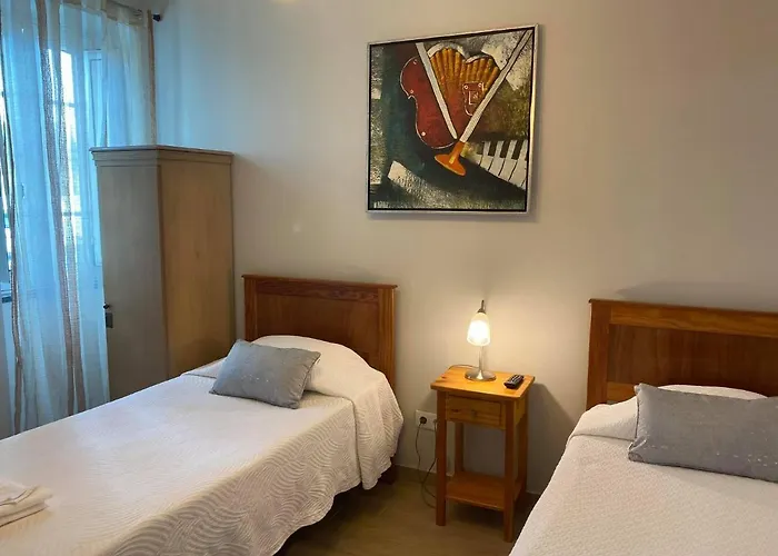 Isaias בית הארחה 3*