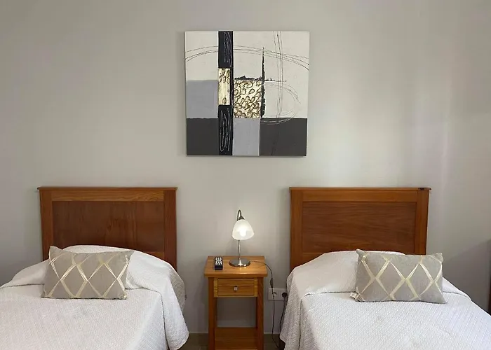 Isaias בית הארחה Angra do Heroísmo